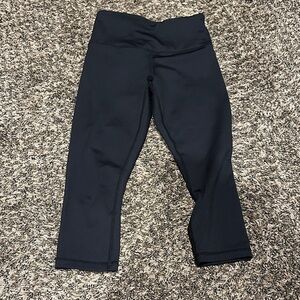 Zyia Light N Tight Crop Leggings